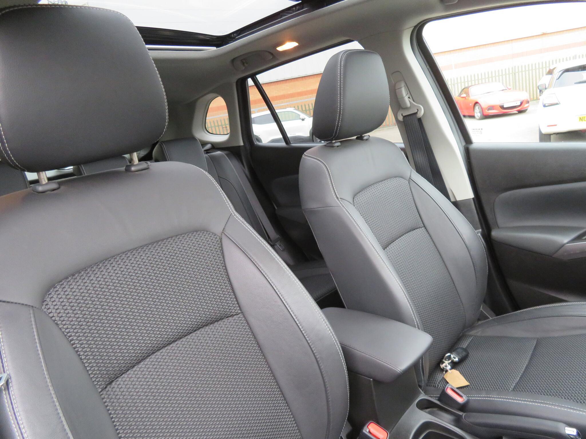 Suzuki S-Cross - Image 16