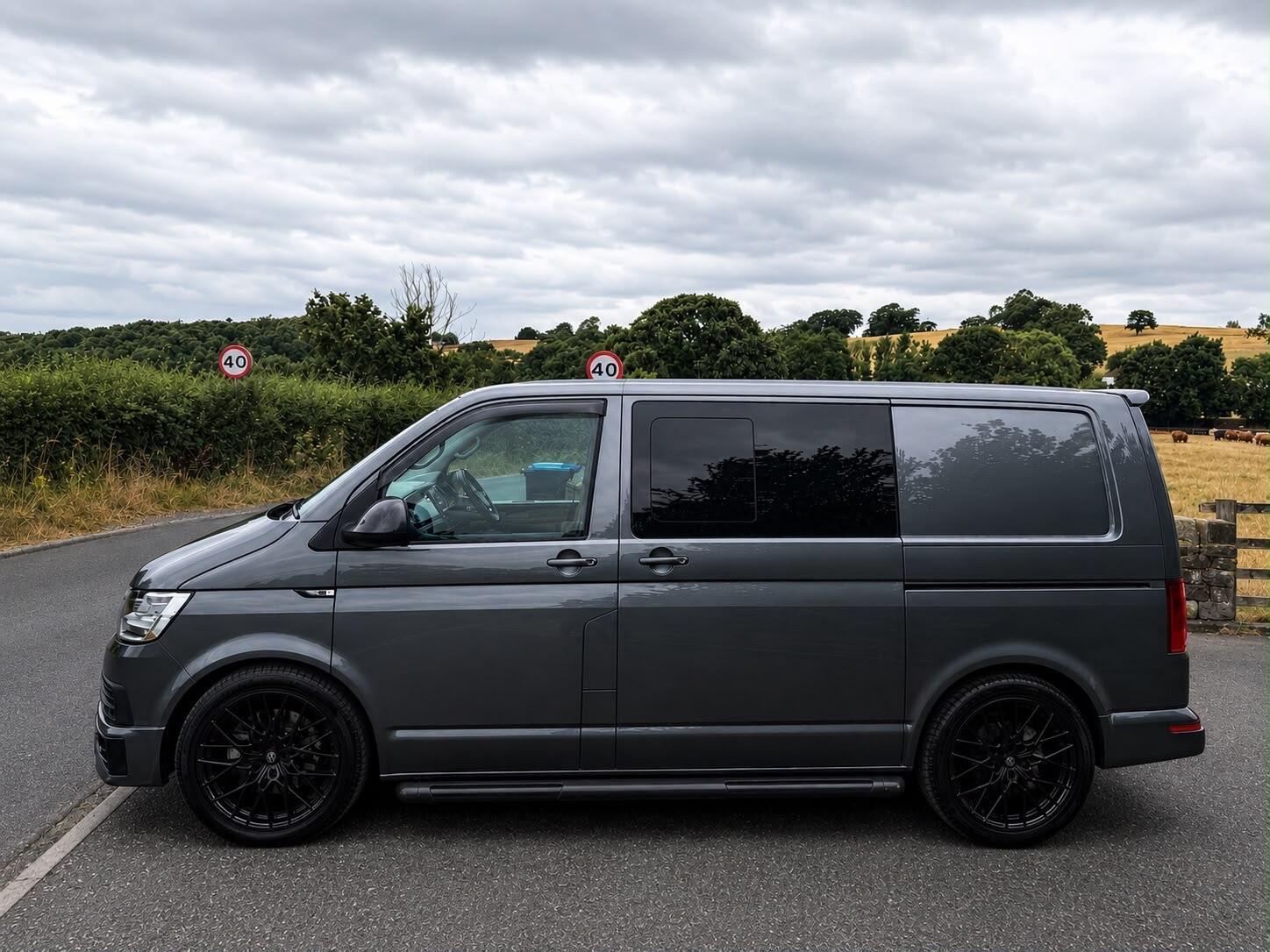 Volkswagen Transporter - Image 3
