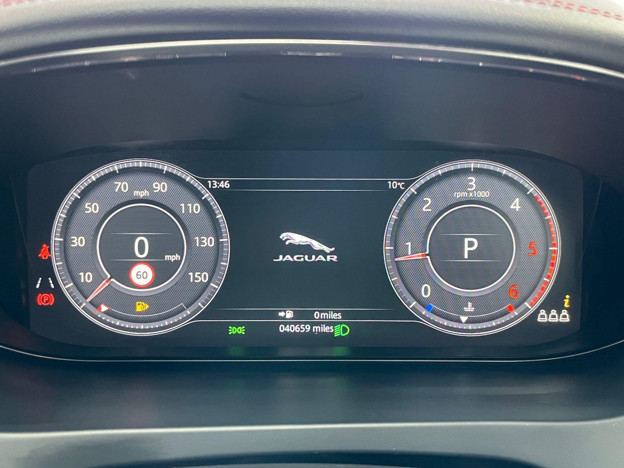 Jaguar E-Pace - Image 38