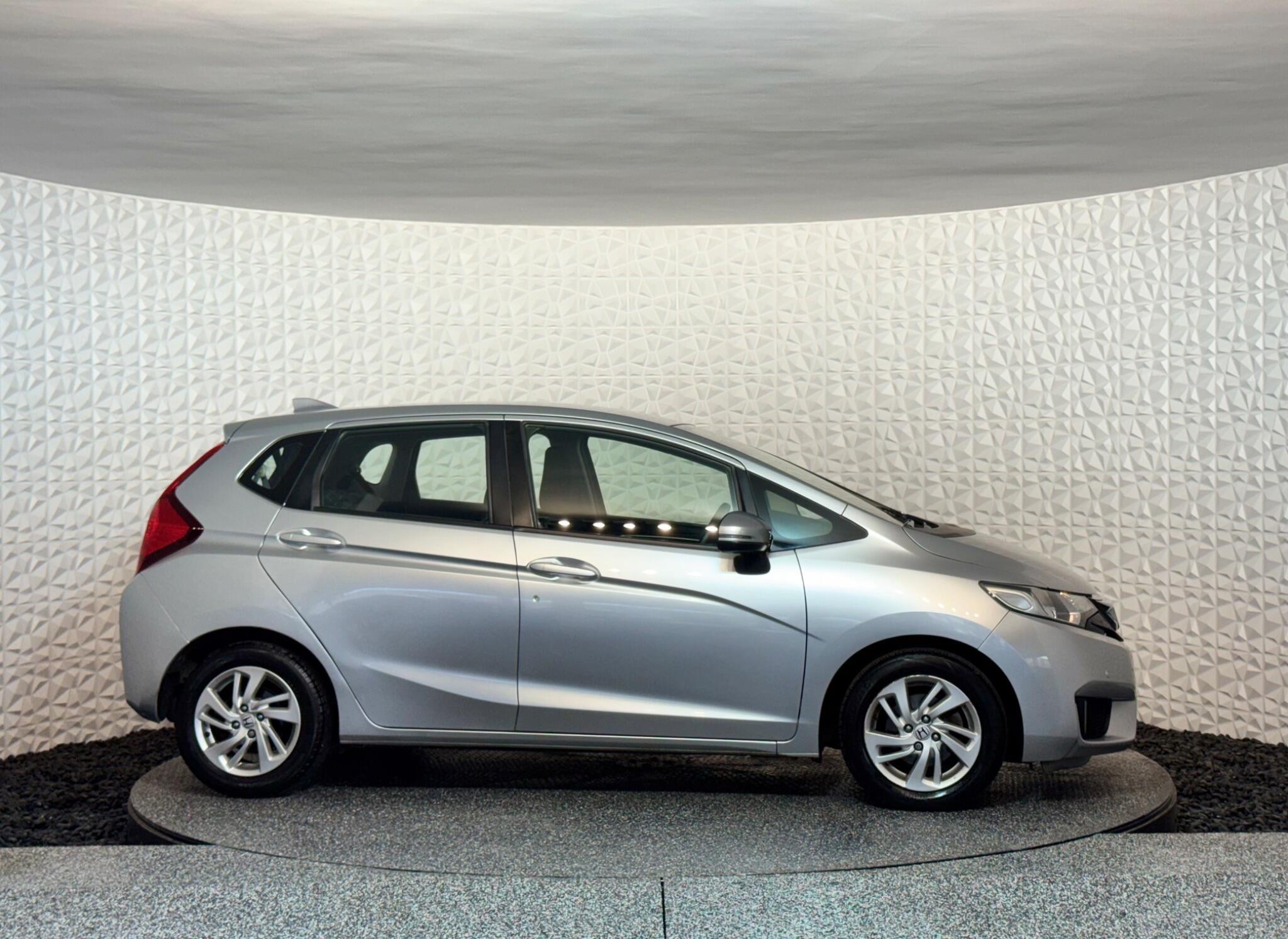 Honda Jazz - Image 8