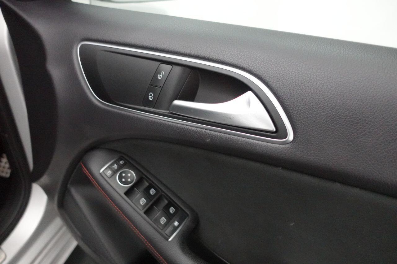 Mercedes B-Class - Image 19