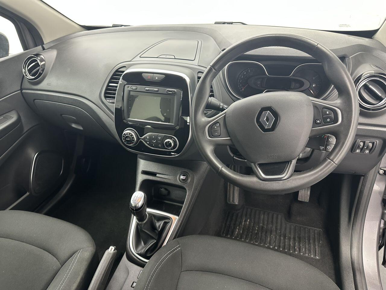 Renault Captur - Image 18