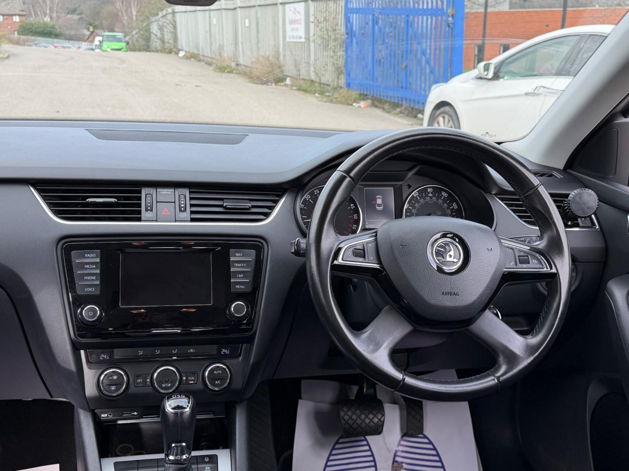 Skoda Octavia - Image 14