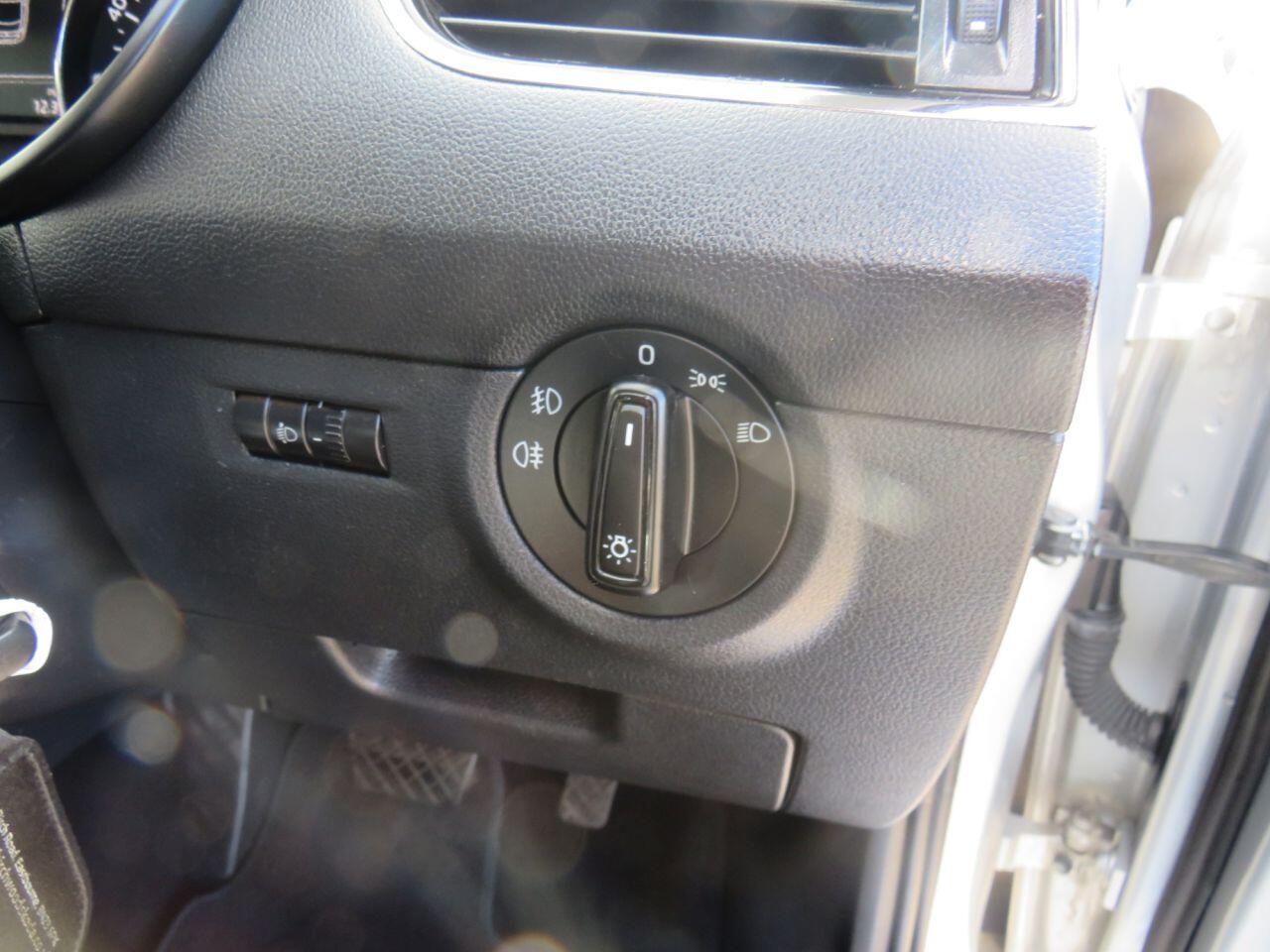 Skoda Octavia - Image 19