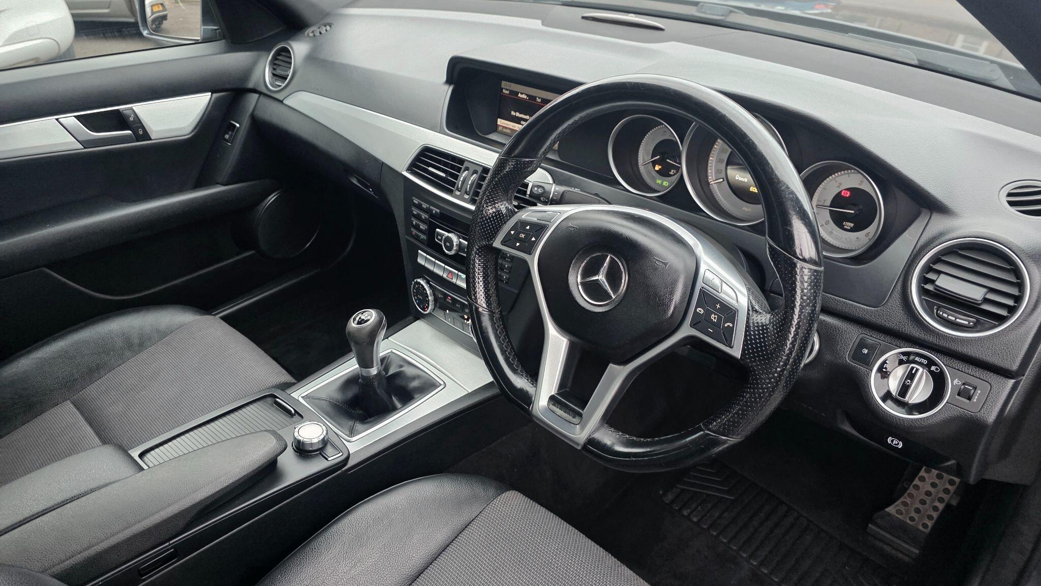 Mercedes C Class - Image 25