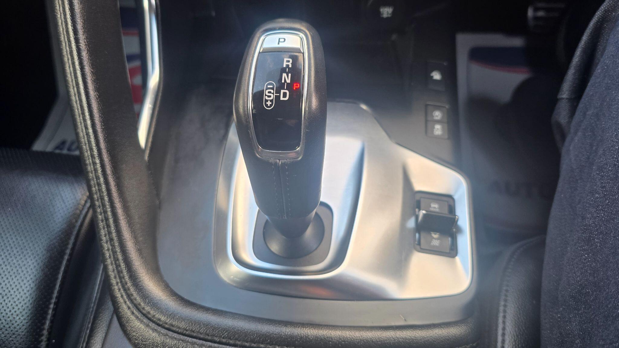 Jaguar E-Pace - Image 32