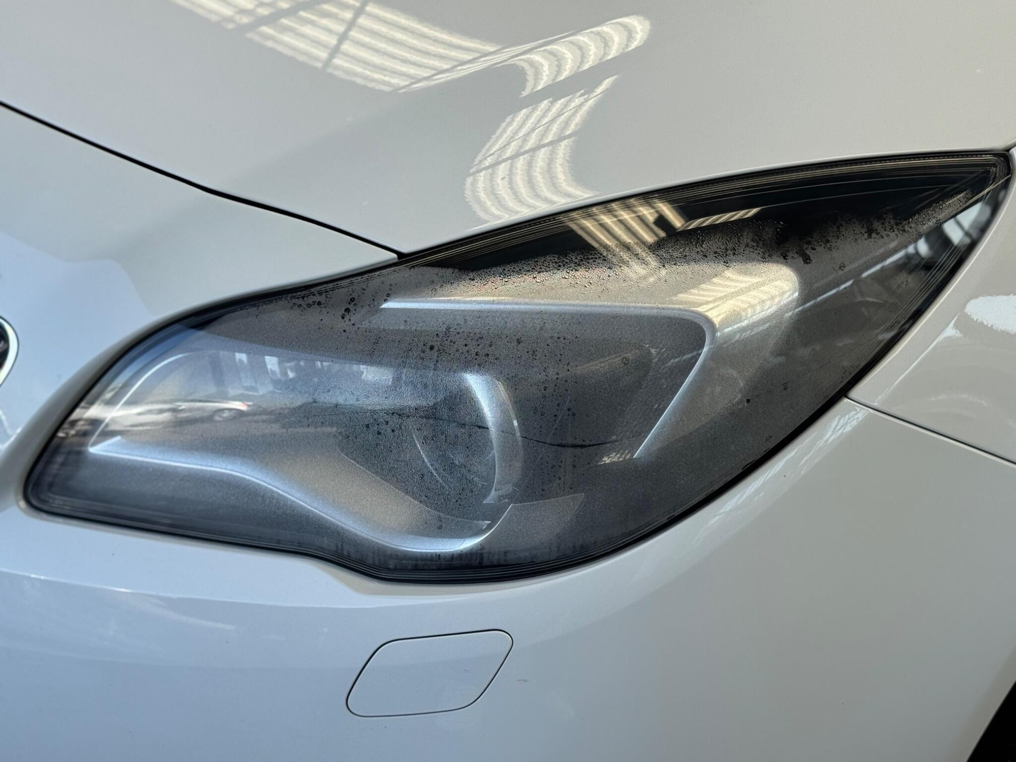 Vauxhall Insignia - Image 43