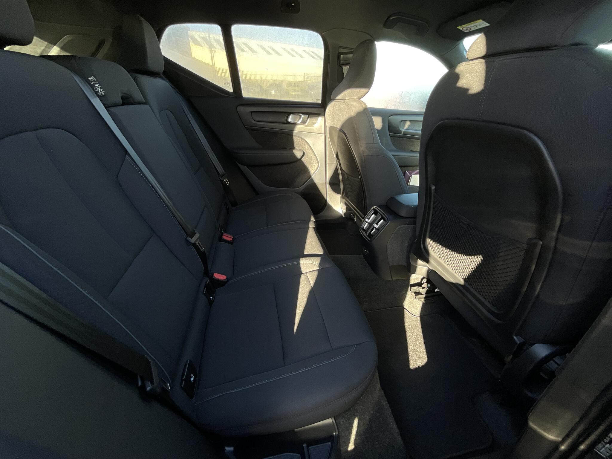 Volvo XC40 - Image 12