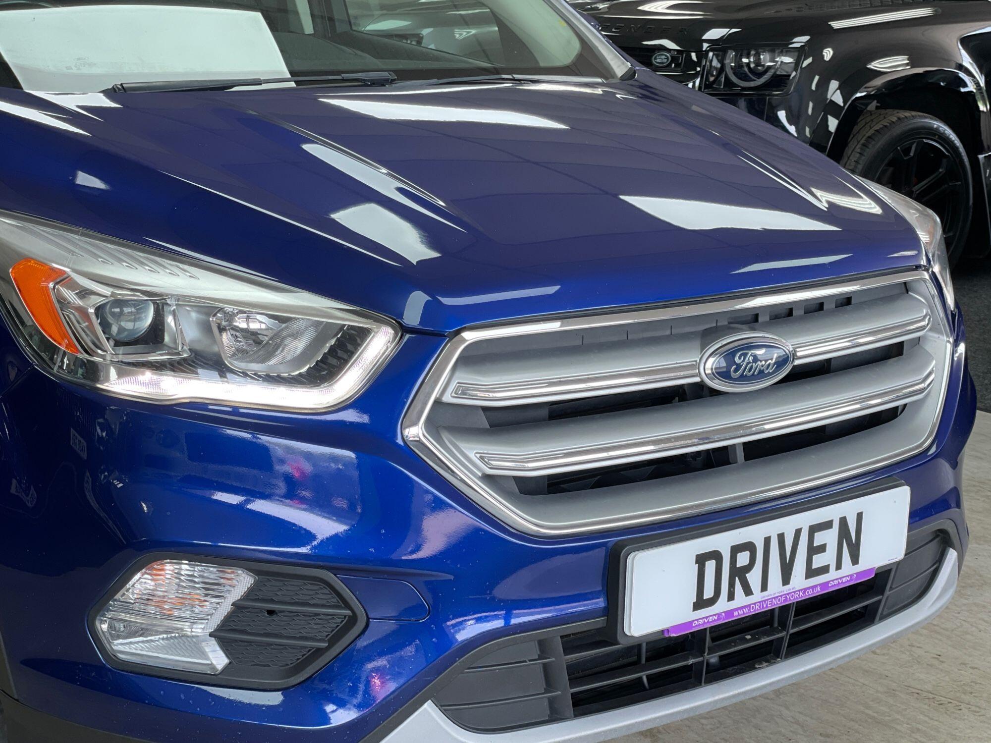 Ford Kuga - Image 4