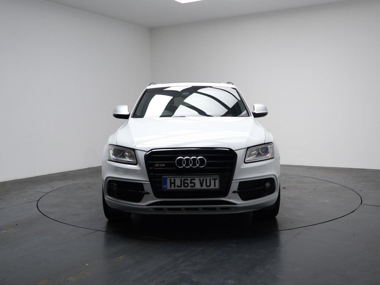 Audi SQ5 - Image 7