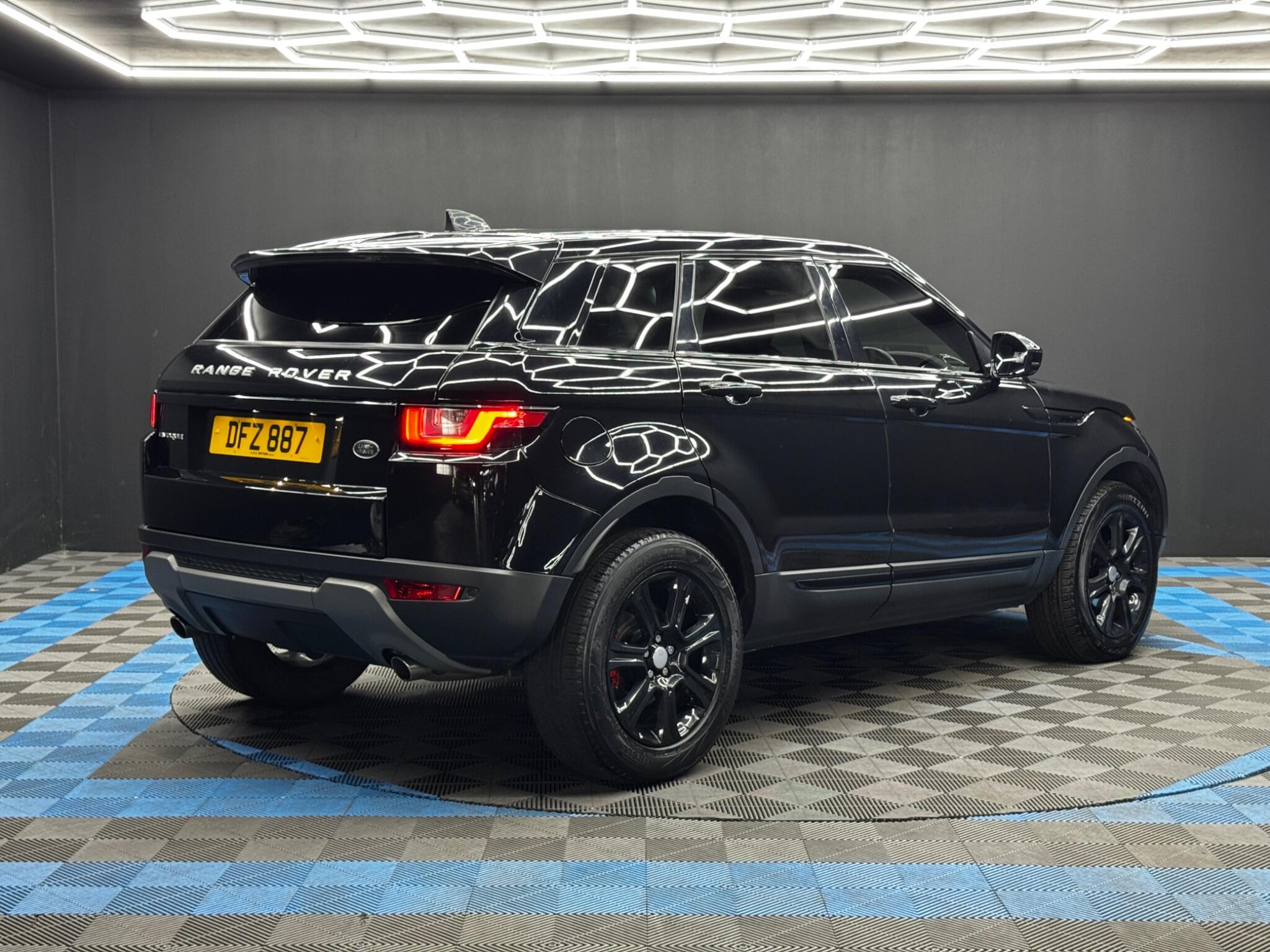 Land Rover Range Rover Evoque - Image 5