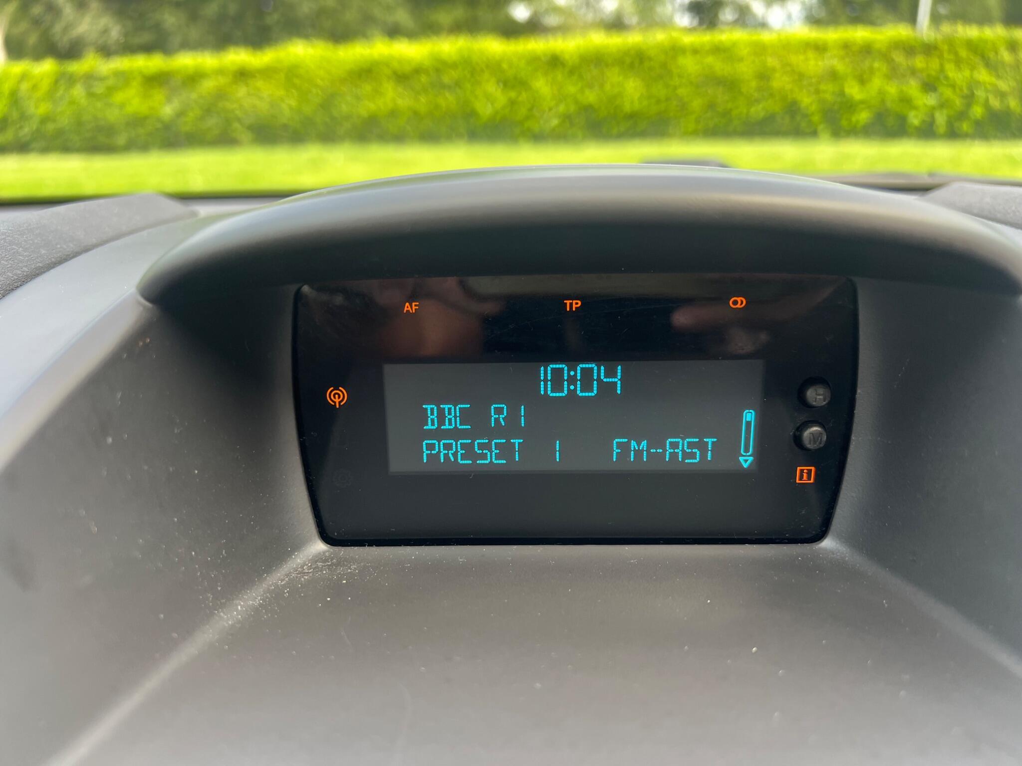 Ford Fiesta - Image 18