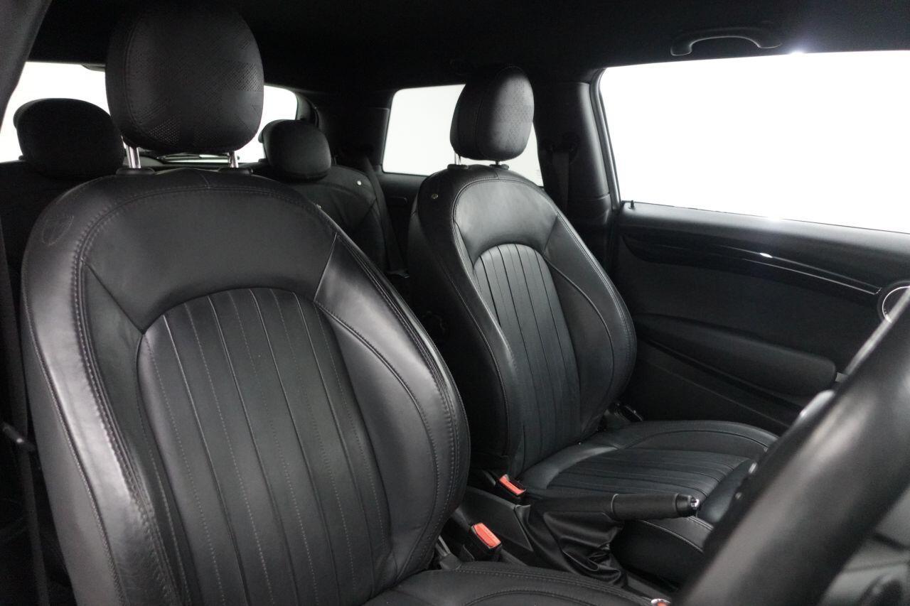 MINI Hatch - Image 3