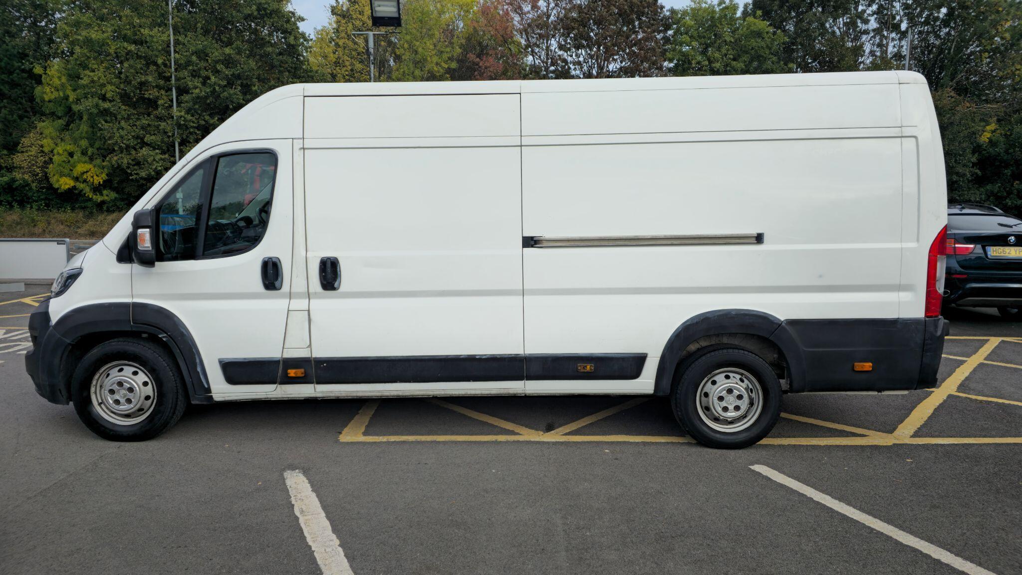 Peugeot Boxer - Image 4