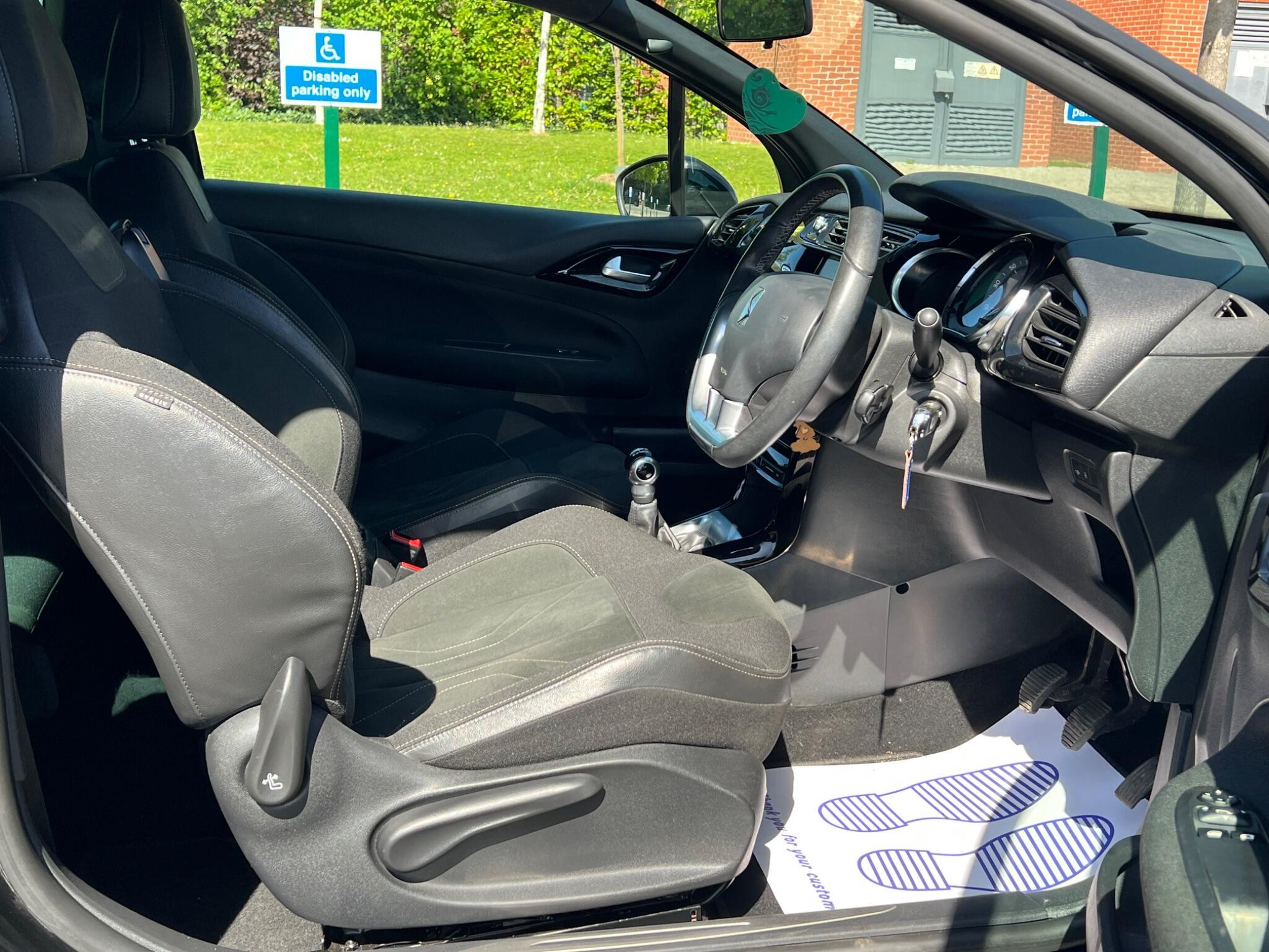 DS AUTOMOBILES DS 3 - Image 12