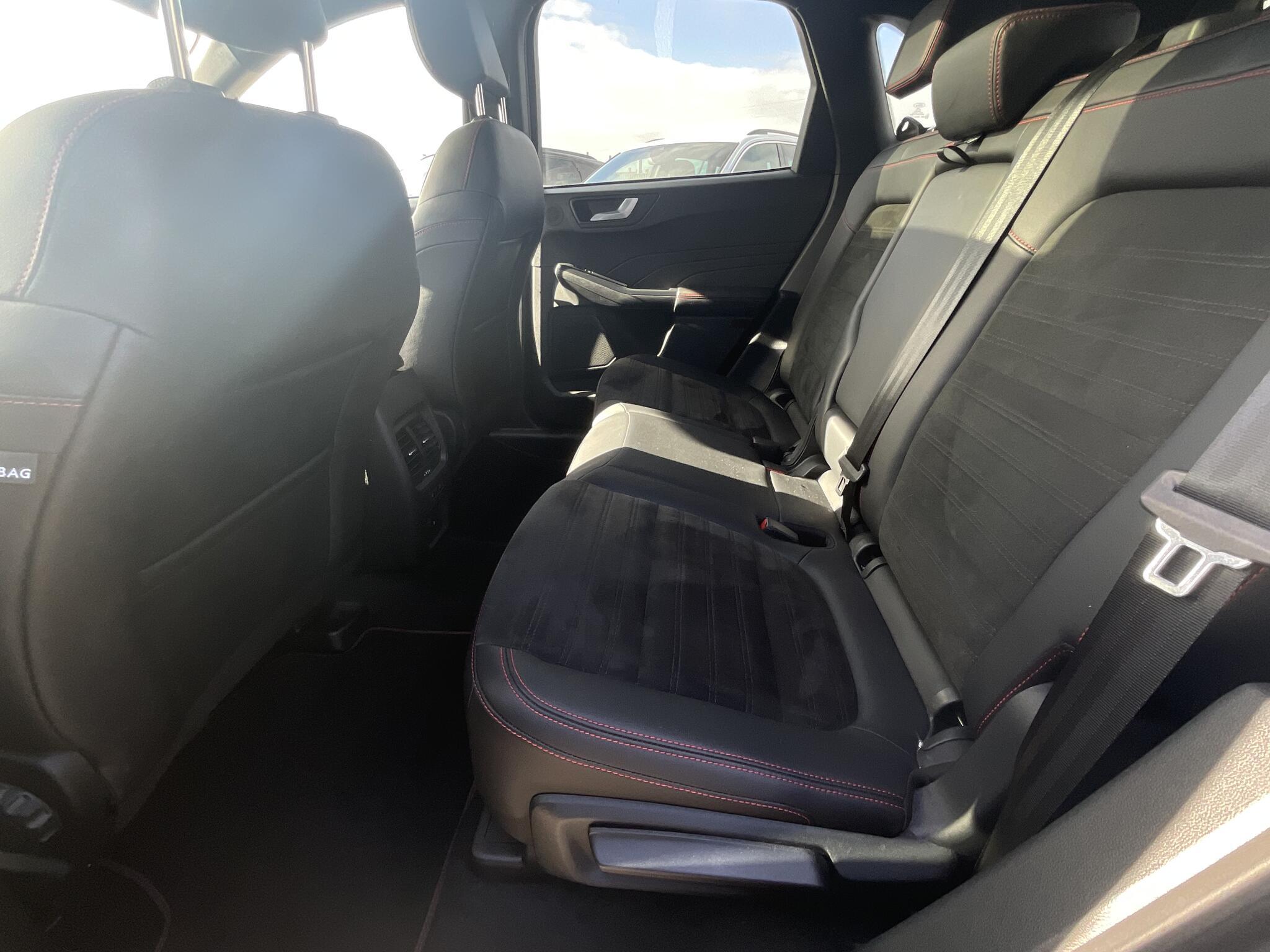 Ford Kuga - Image 14