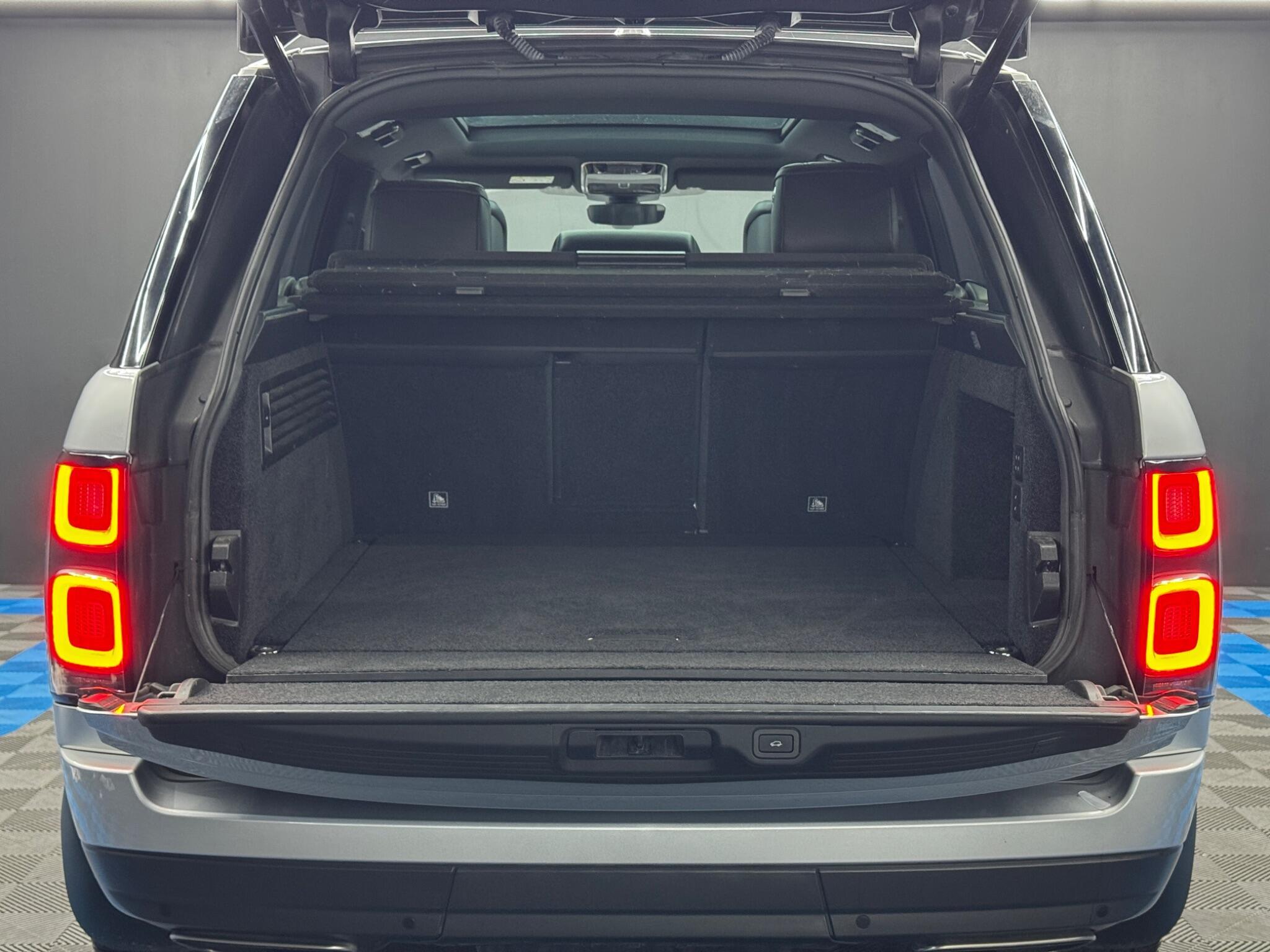 Land Rover Range Rover - Image 30