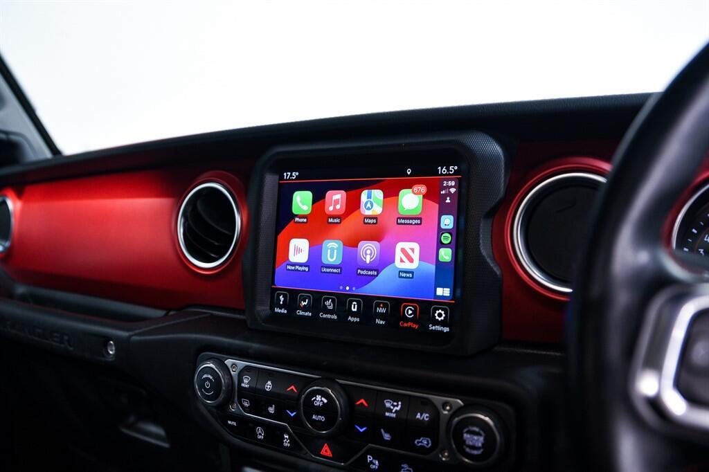 Jeep Wrangler - Image 20