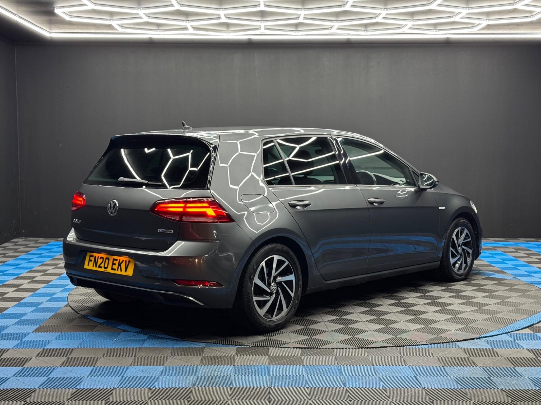 Volkswagen Golf - Image 5