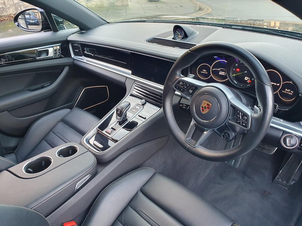 Porsche Panamera - Image 26