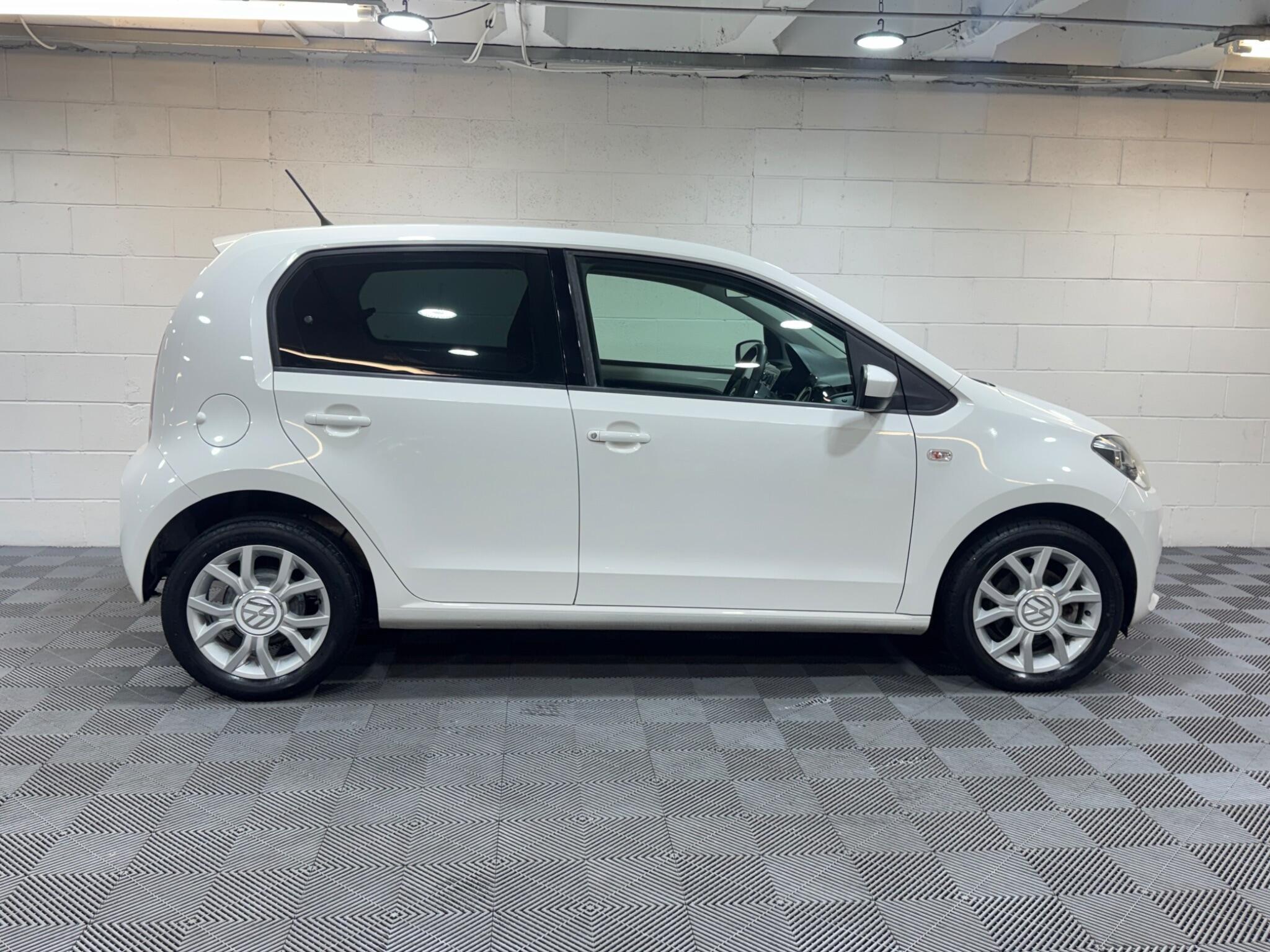 Volkswagen up! - Image 5