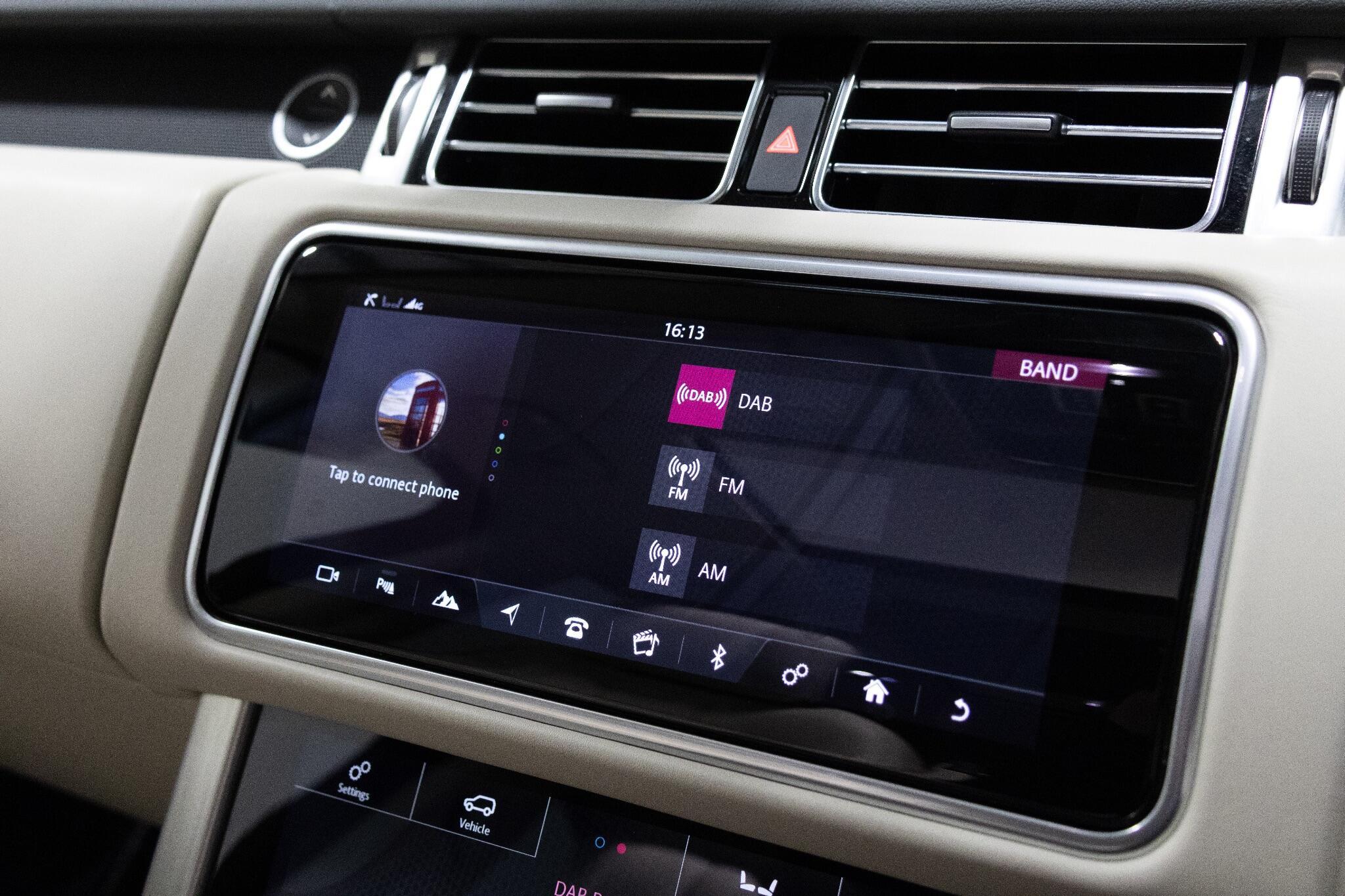 Land Rover Range Rover - Image 22