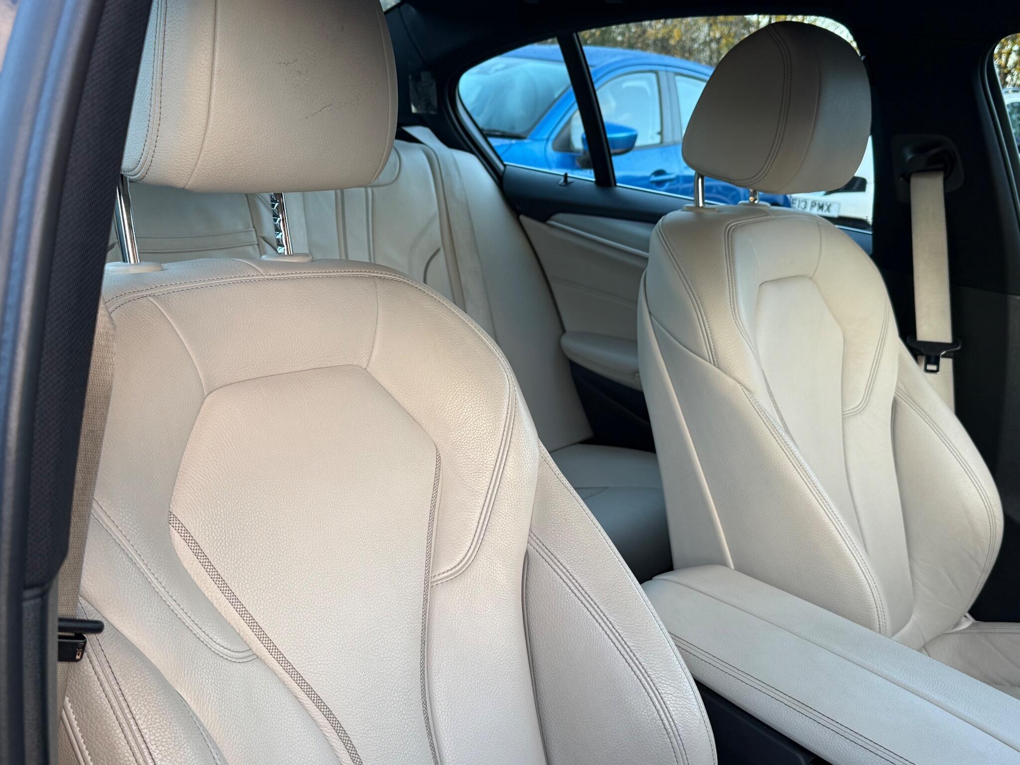 BMW 5 Series - Image 23