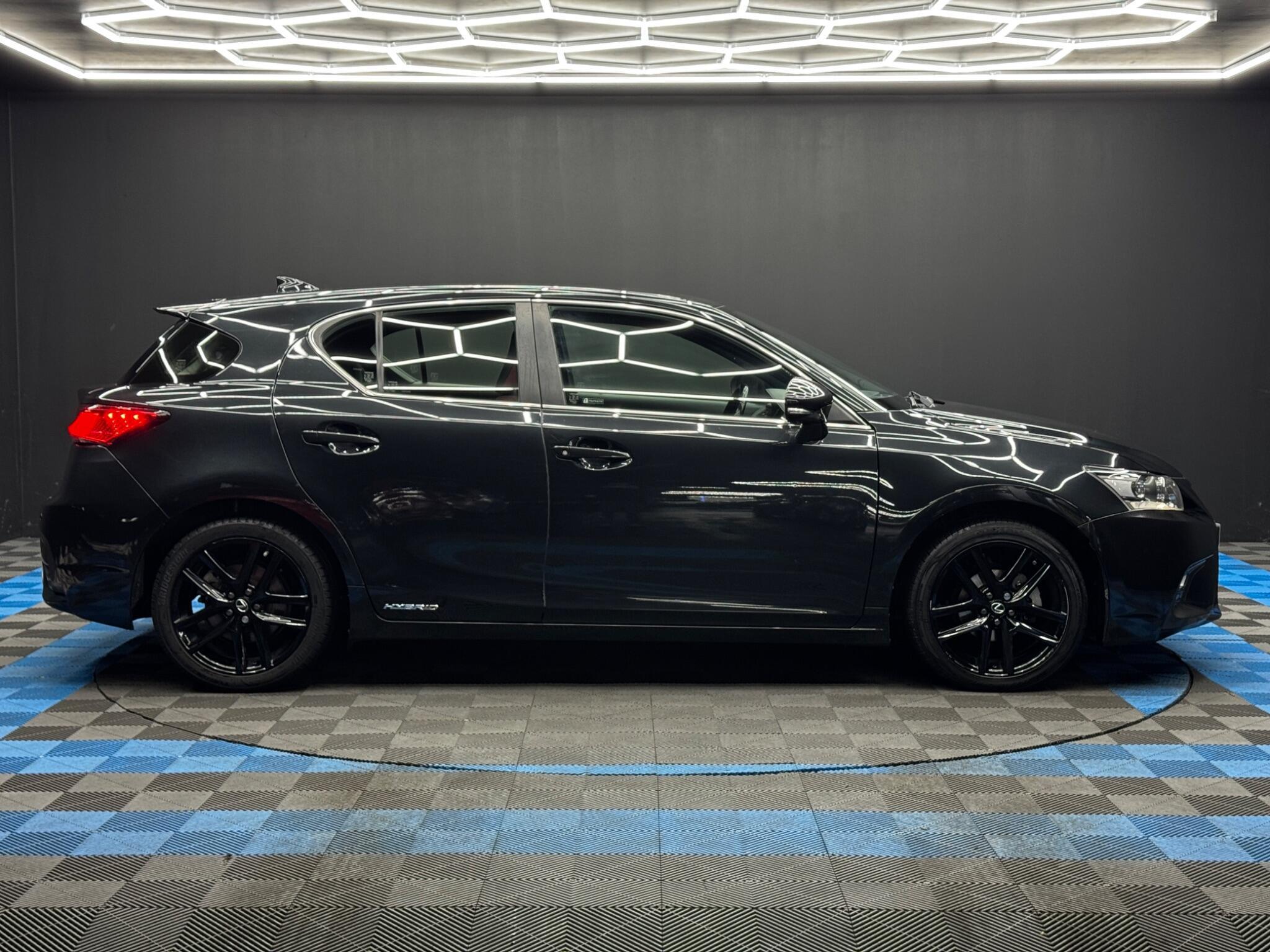Lexus CT - Image 4
