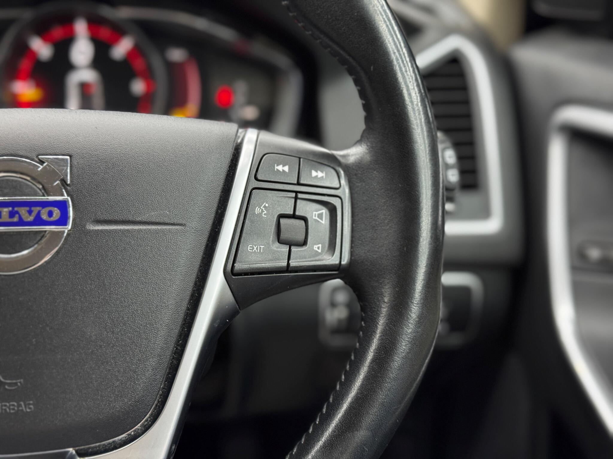 Volvo XC60 - Image 21