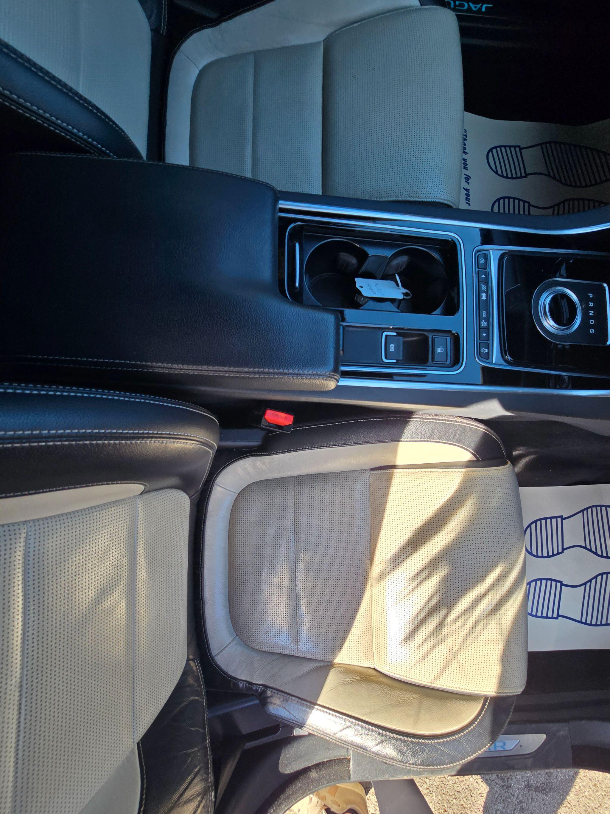 Jaguar XF - Image 28