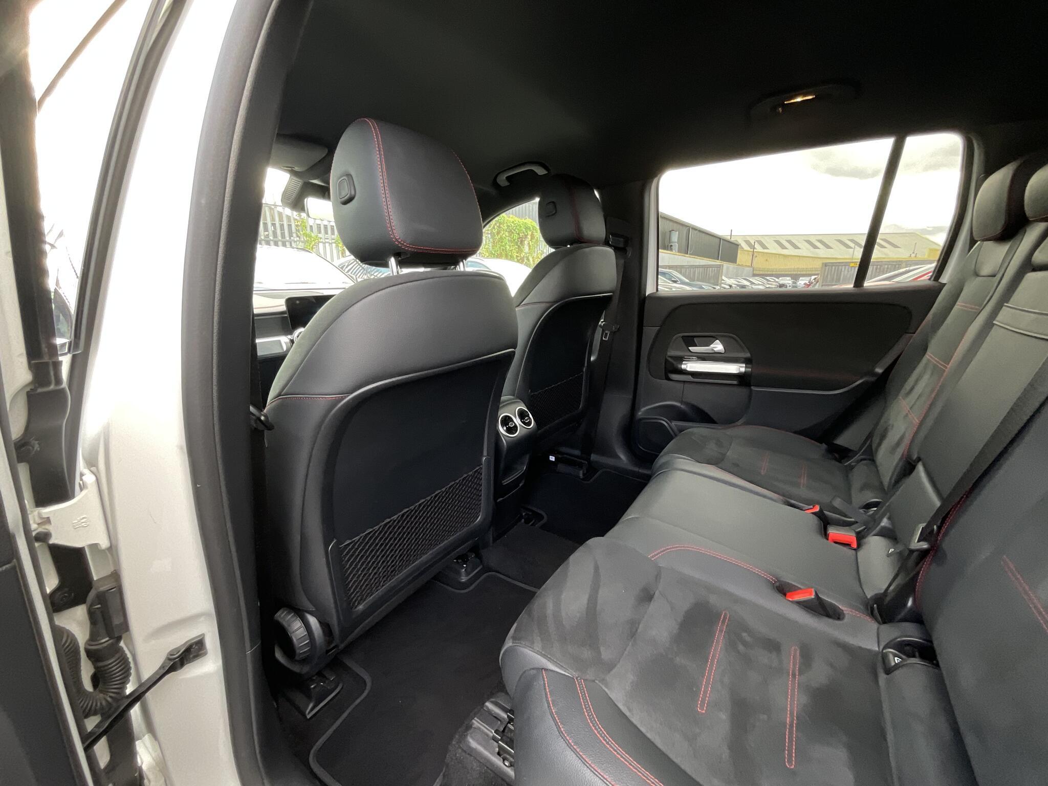 Mercedes Eqb - Image 13