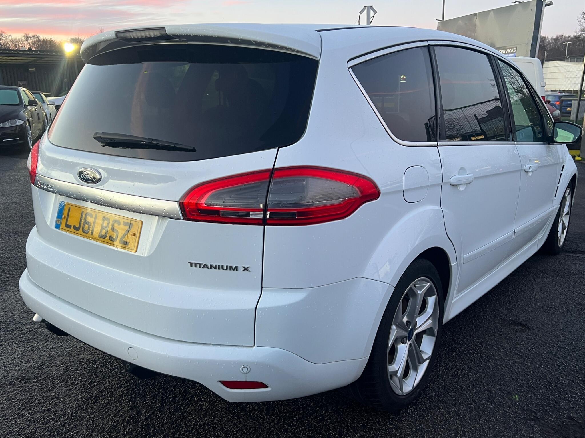 Ford S-MAX - Image 9