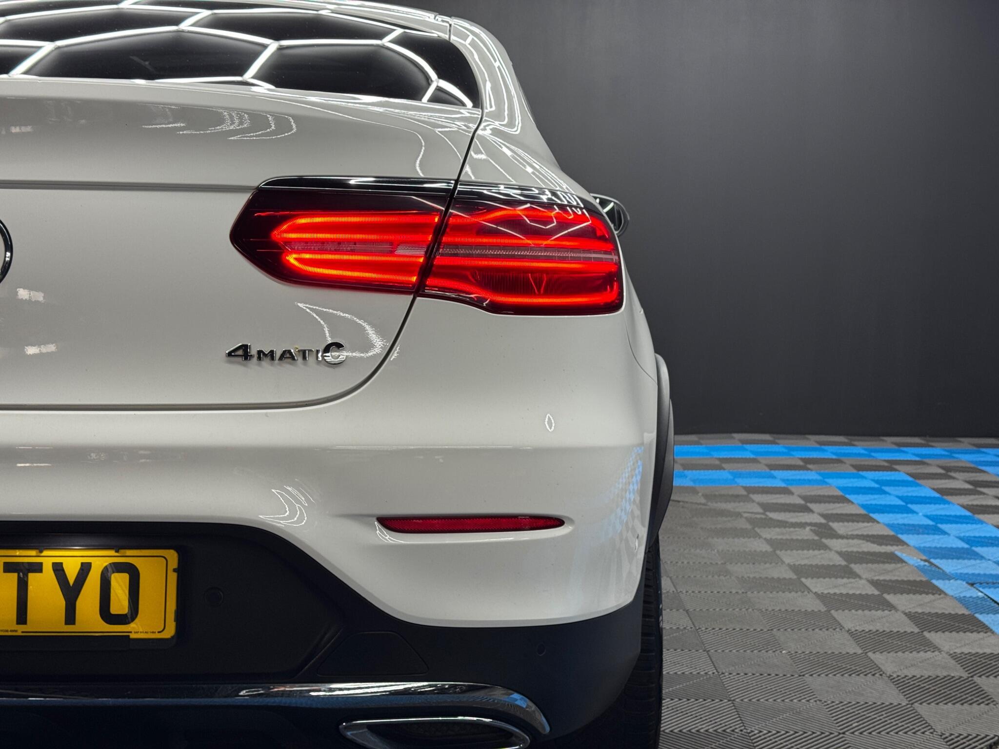 Mercedes GLC - Image 45