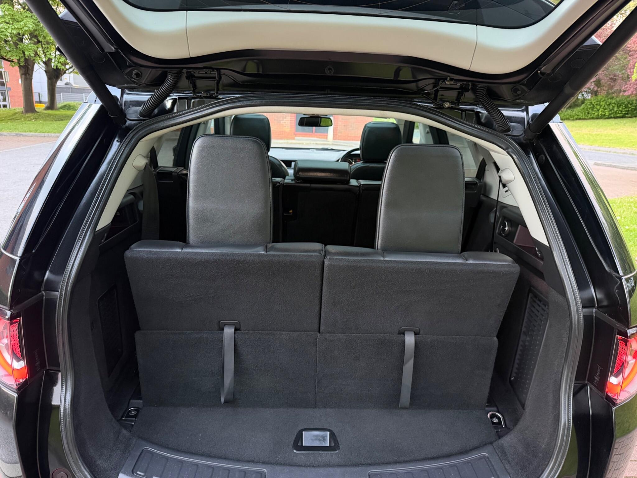 Land Rover DISCOVERY SPORT - Image 38