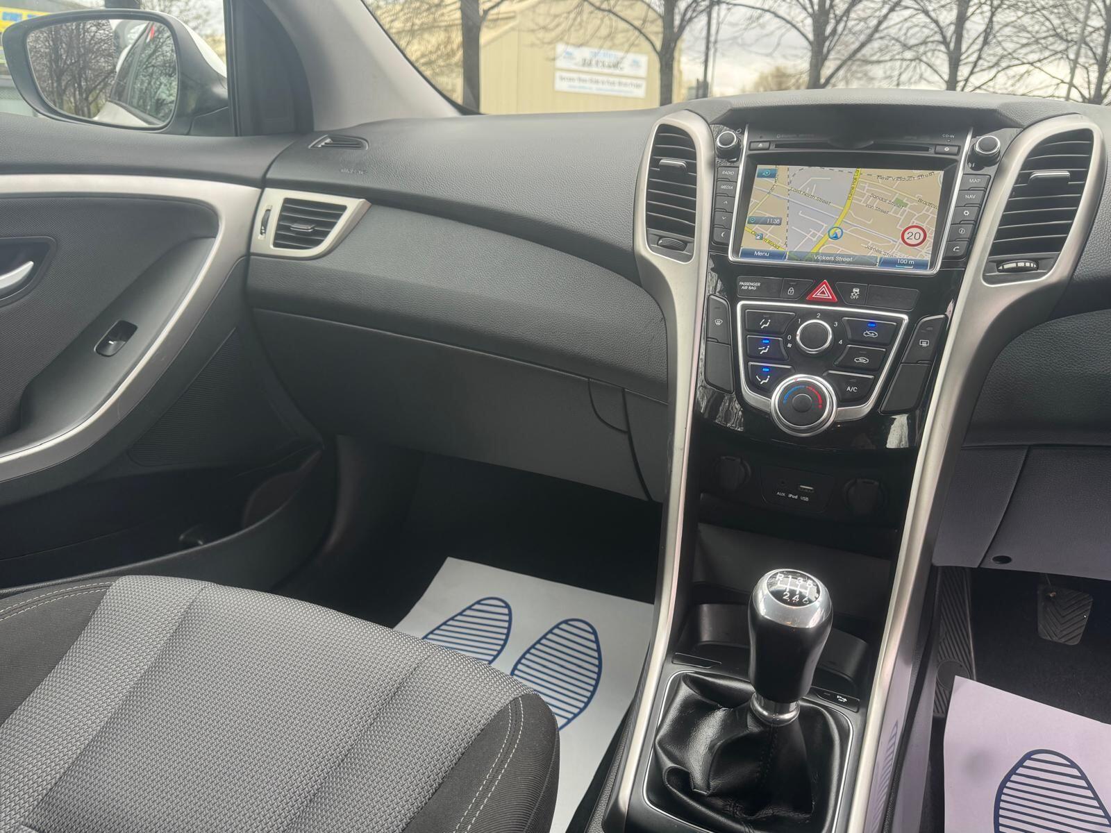 Hyundai i30 - Image 16