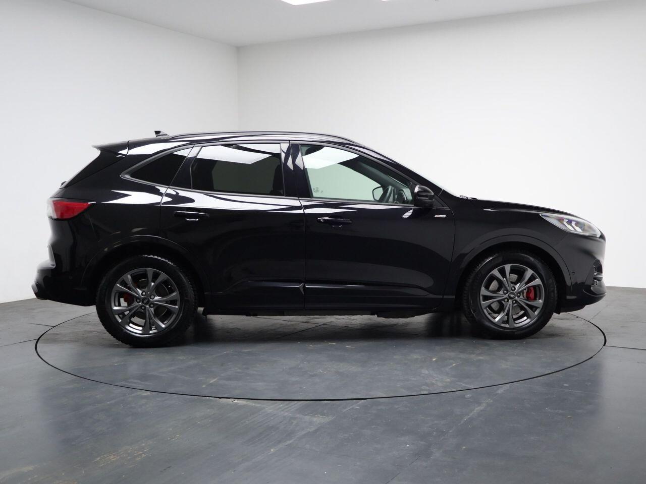Ford Kuga - Image 14