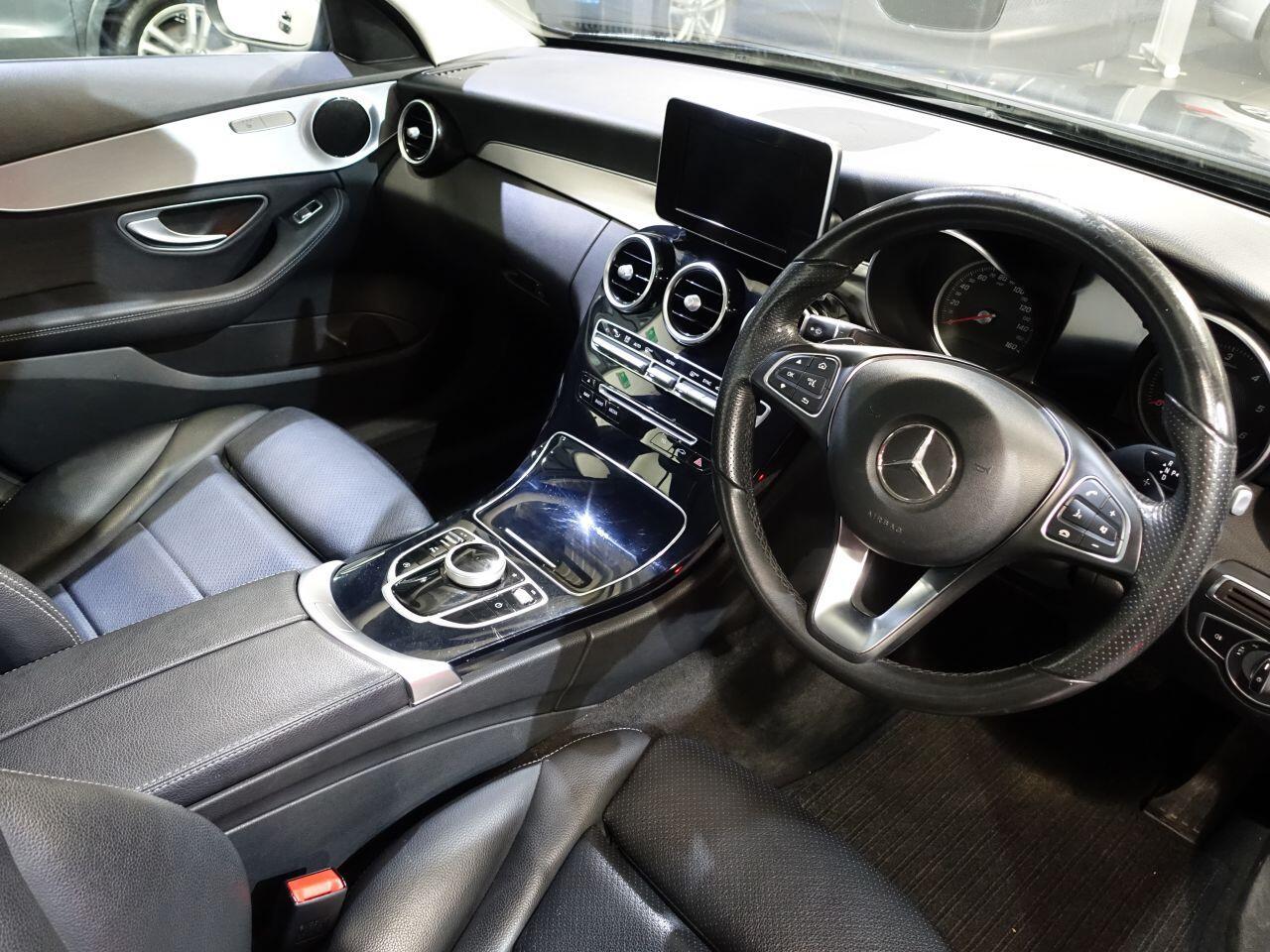 Mercedes C-Class - Image 2