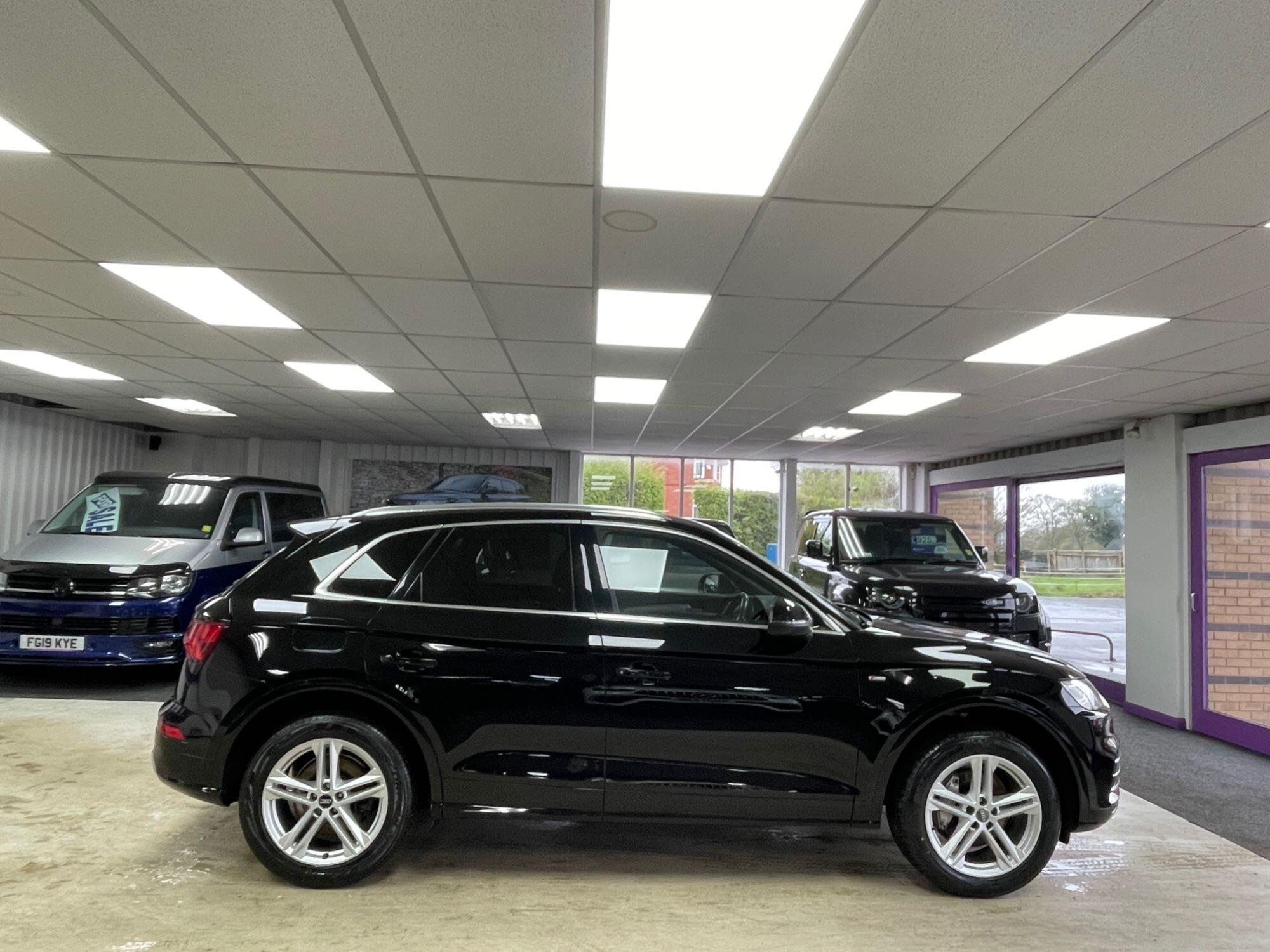 Audi Q5 - Image 12