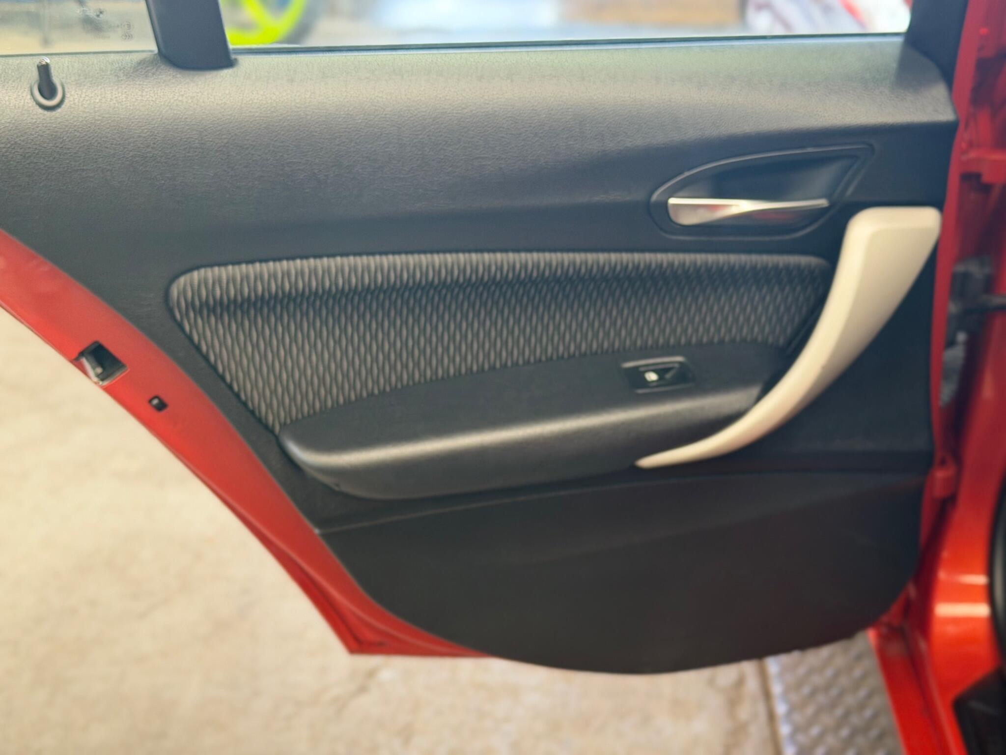 BMW 1 Series - Image 35