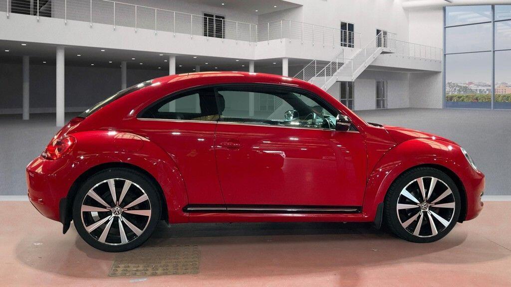 Volkswagen Beetle - Image 8