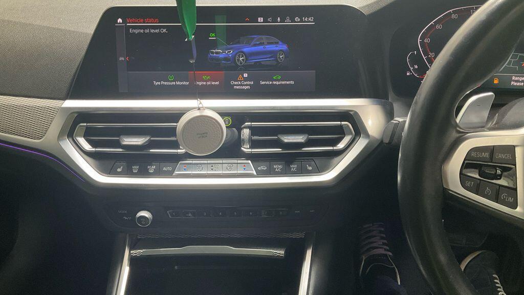 BMW 3 Series - Image 10