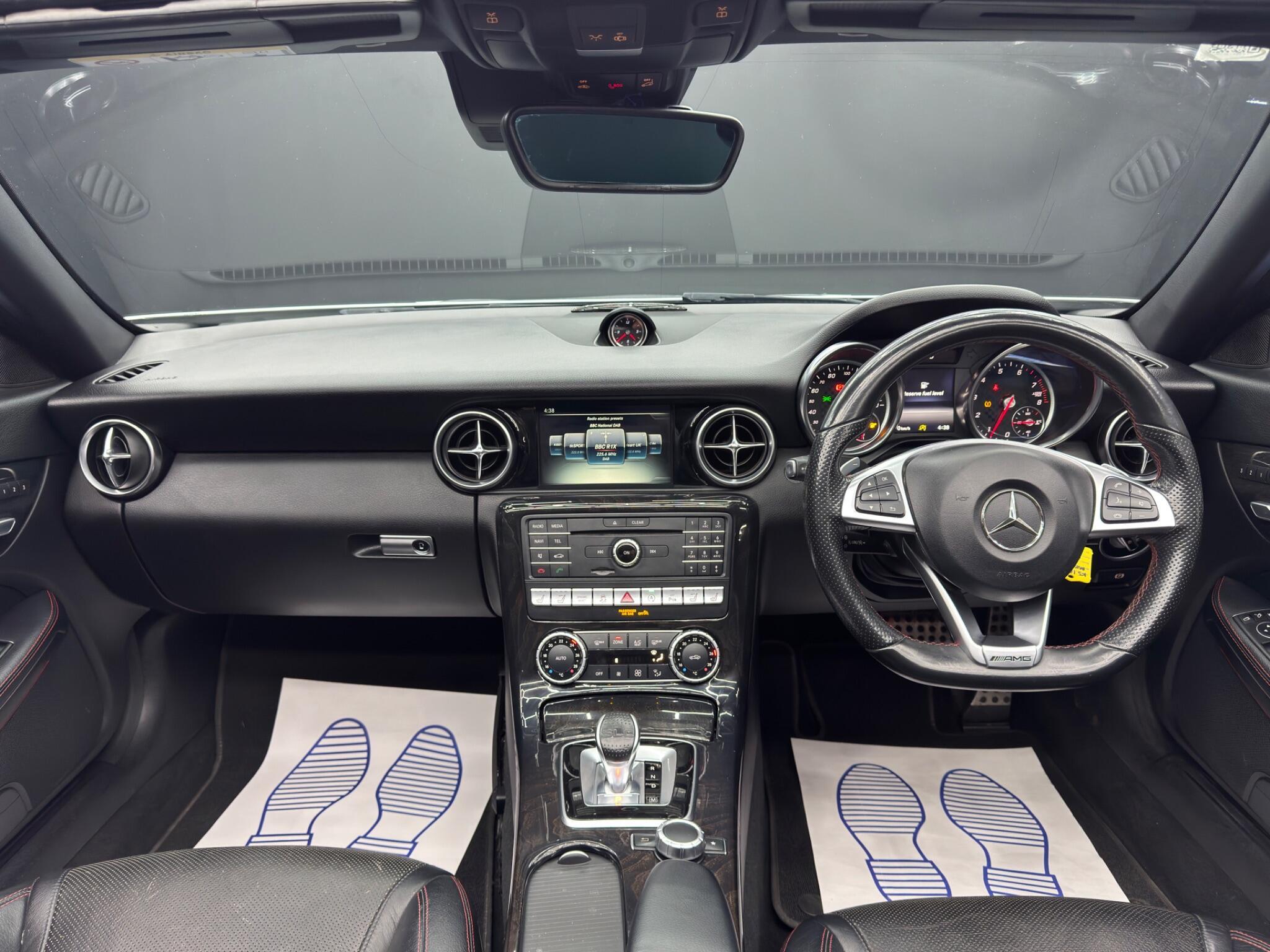 Mercedes SLC - Image 10