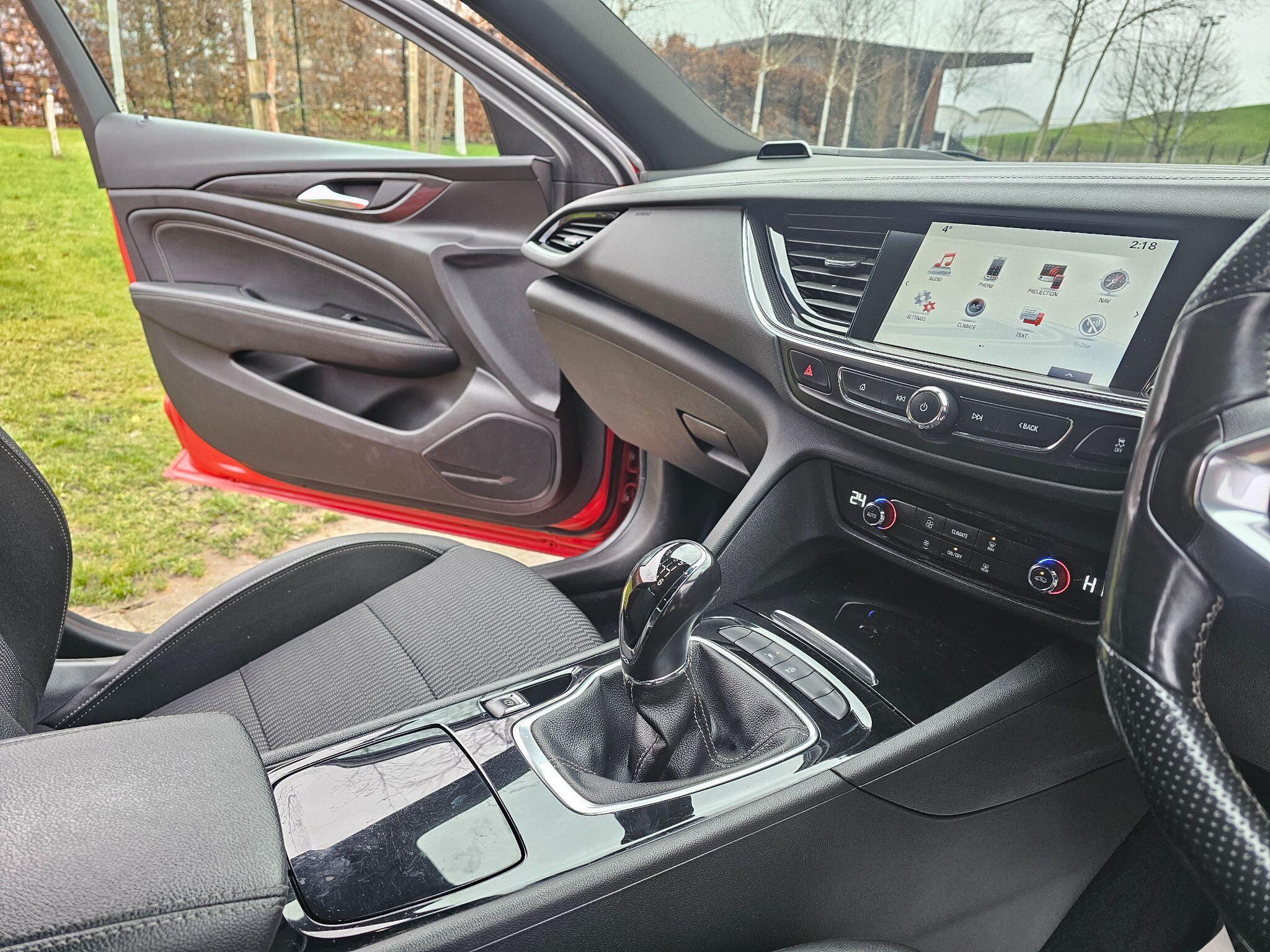 Vauxhall Insignia - Image 19