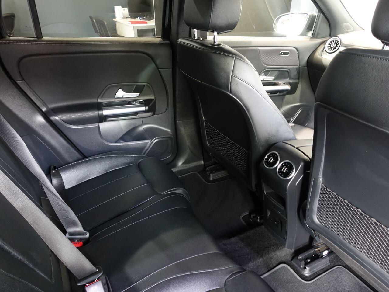 Mercedes-benz EQA - Image 15