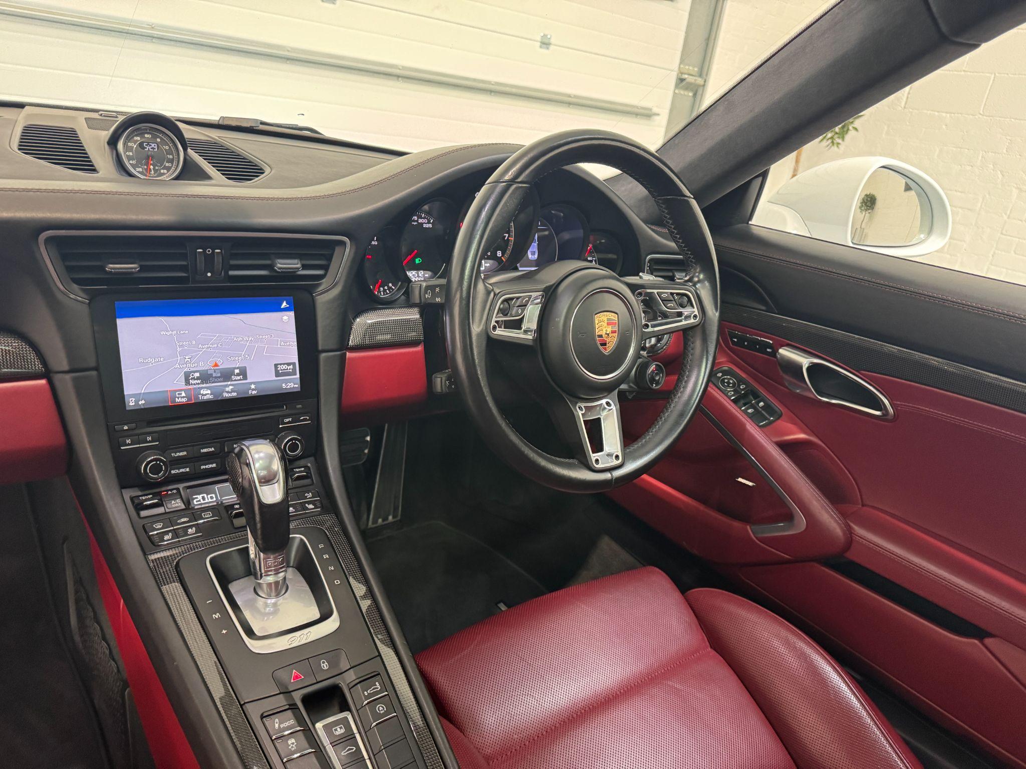 Porsche 911 - Image 36