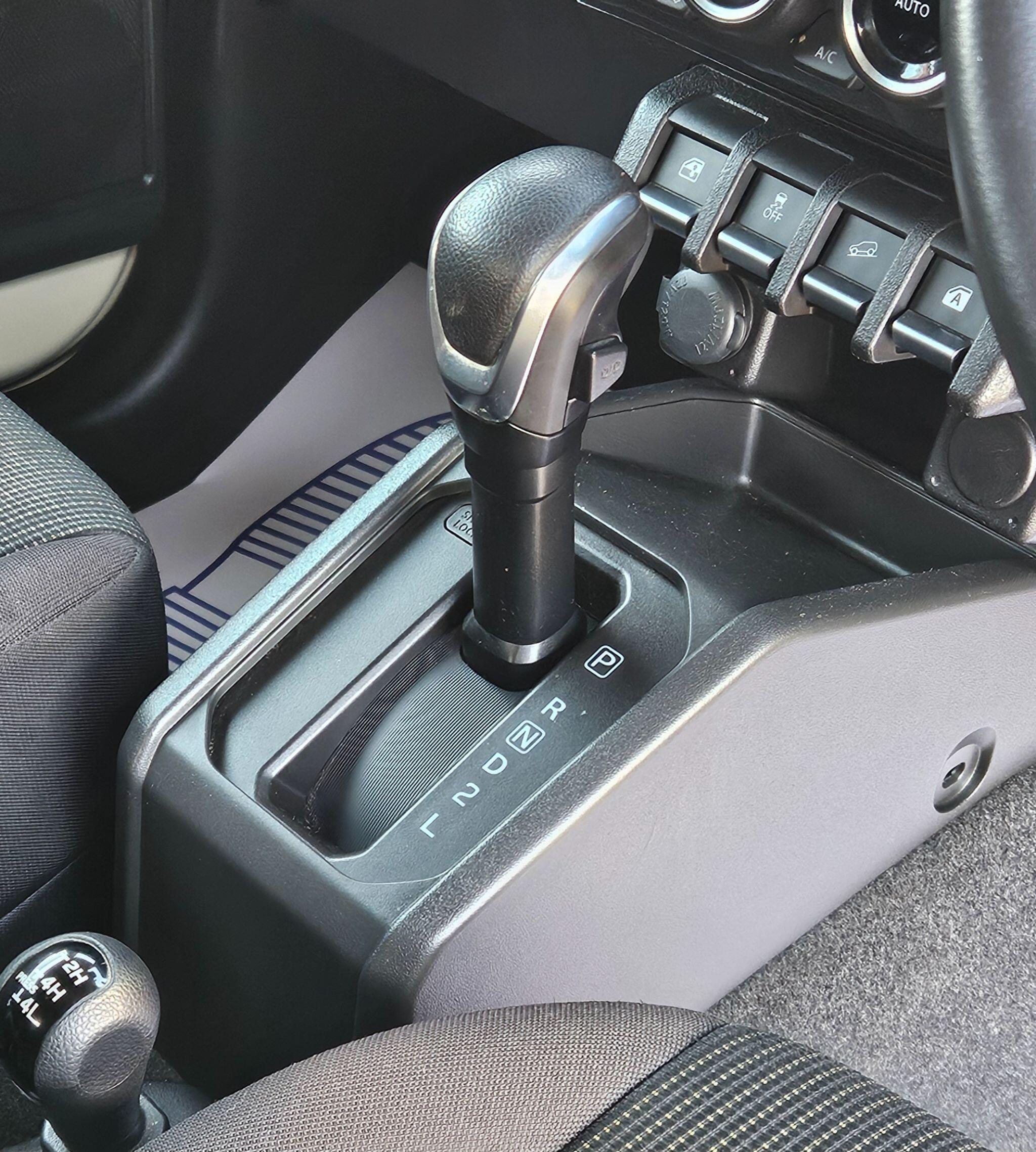 Suzuki Jimny - Image 47