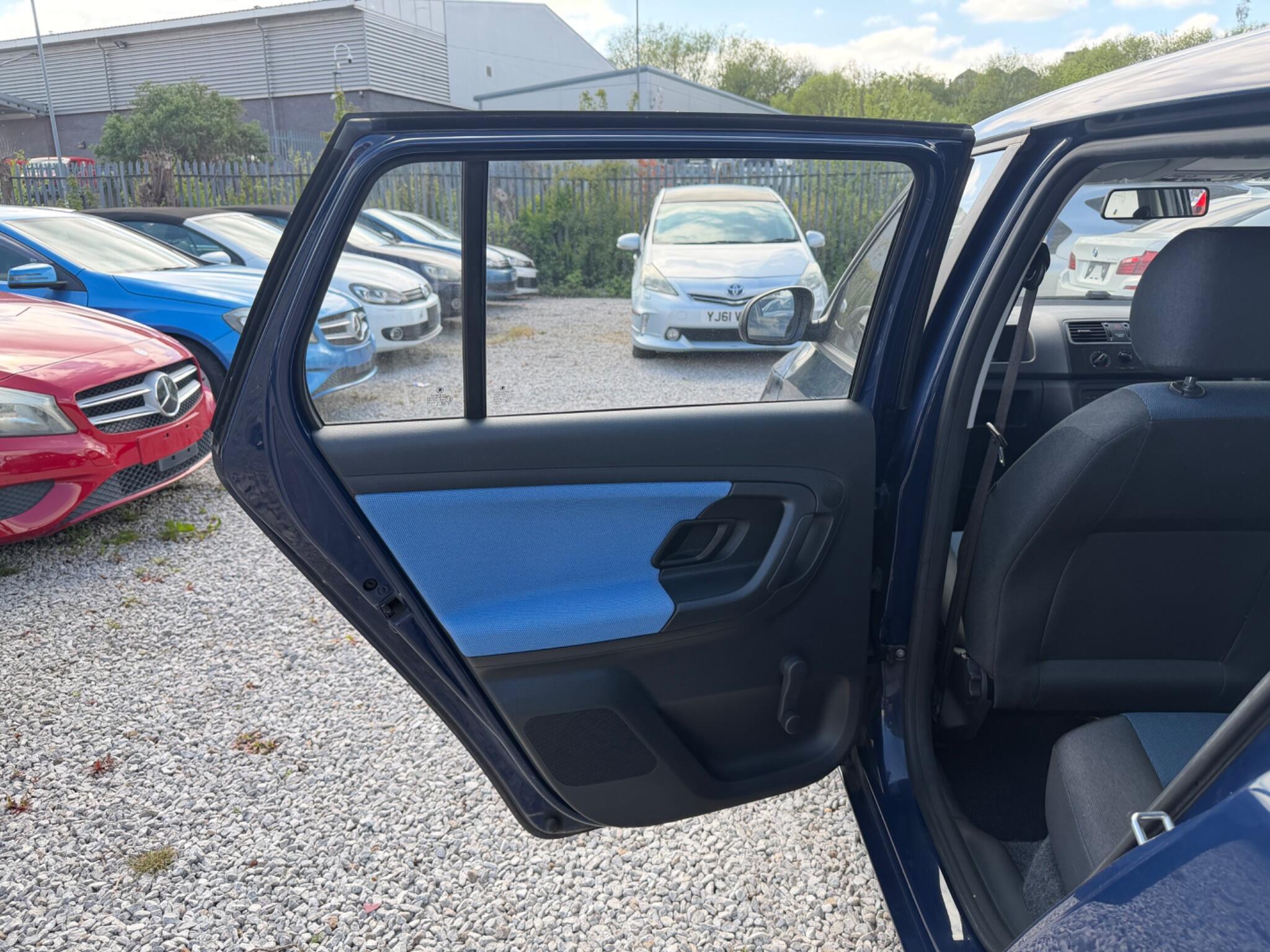 Skoda Fabia - Image 11