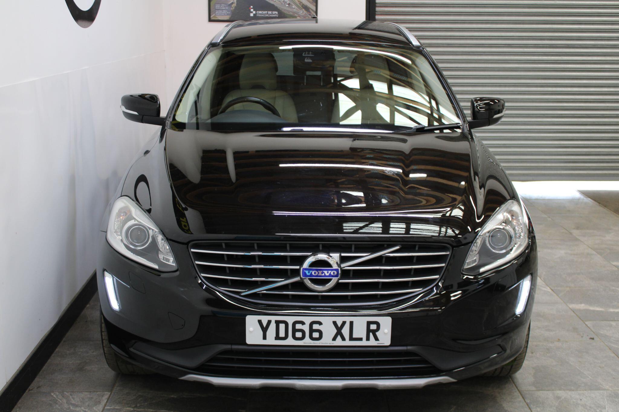 Volvo XC60 - Image 28