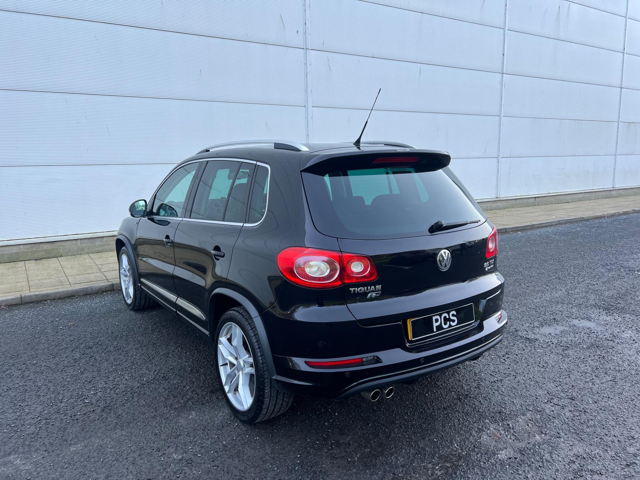 Volkswagen Tiguan - Image 13