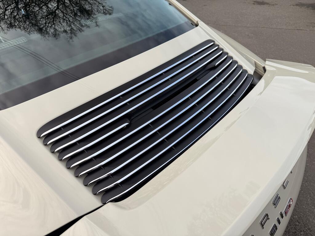 Porsche 911 - Image 30